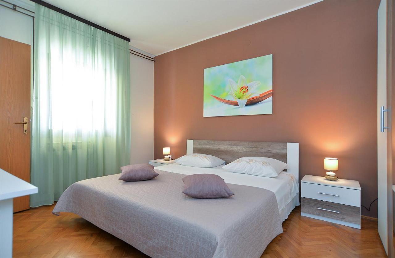 Apartment Mario 2060 Pula Exterior photo